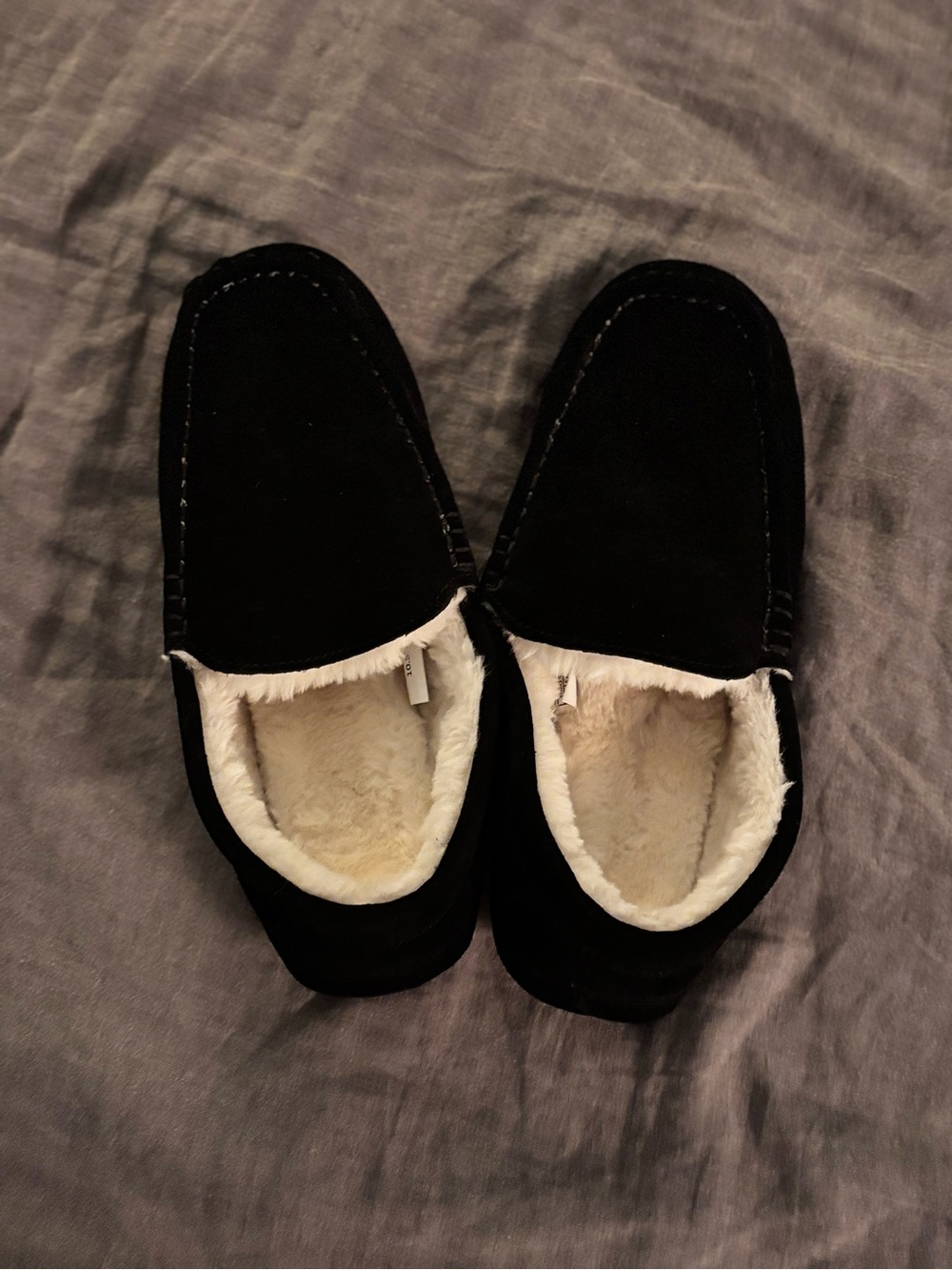 Dream Pairs Black Suede-Look Fleece-Lined Slip-Ons